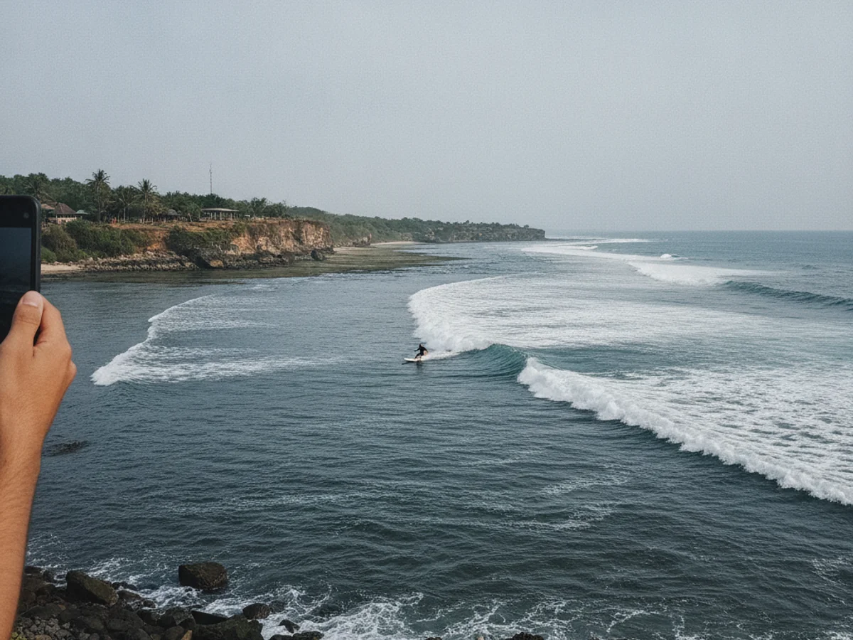 Surf lesson moment at Impossibles, Bali